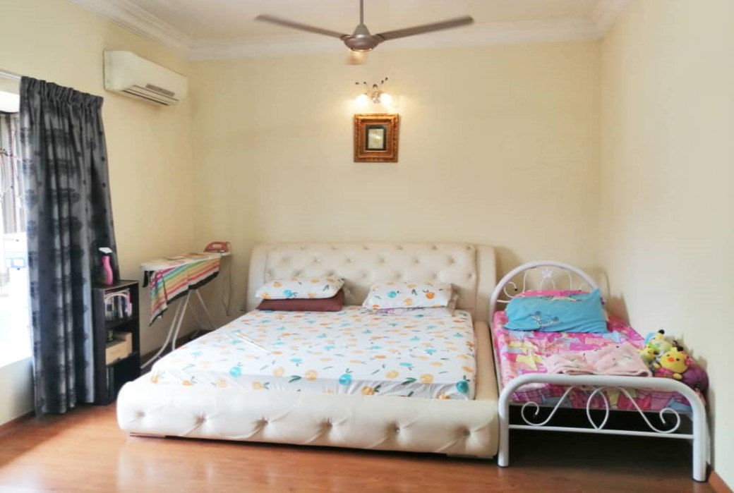 RENOVATED 2 Storey Superlink House Prima Tropika - photo 8