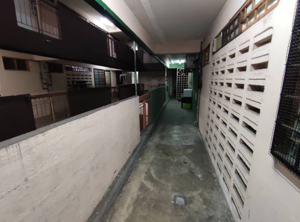 Pangsapuri Teratak Muhibbah 2, Taman Desa, KL - photo 5