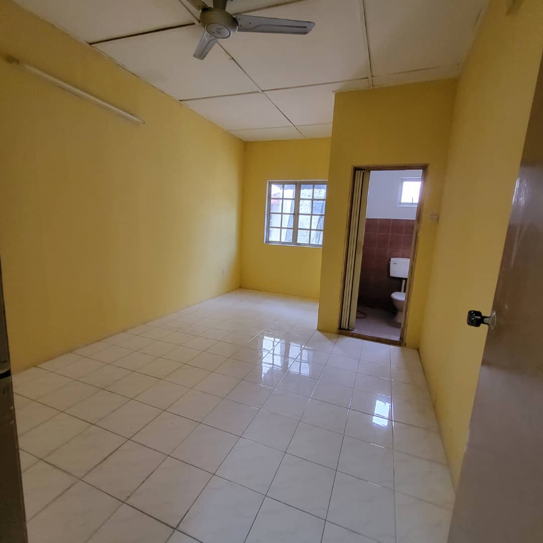 Near MRT 2 Storey Bandar Tun Hussein Onn Cheras - photo 3