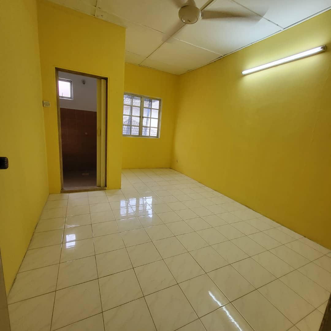 Near MRT 2 Storey Bandar Tun Hussein Onn Cheras - photo 4