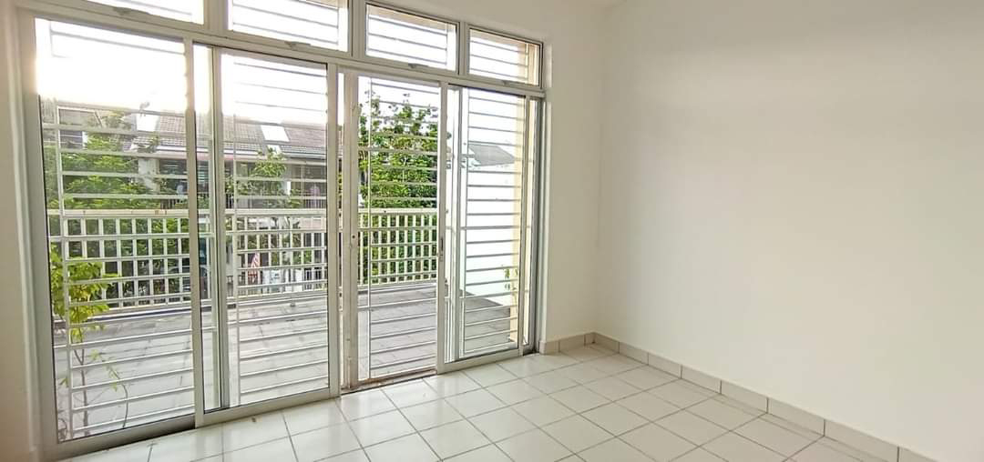 Teres 2 Tingkat, Taman Beringin Jaya, Mantin - photo 5