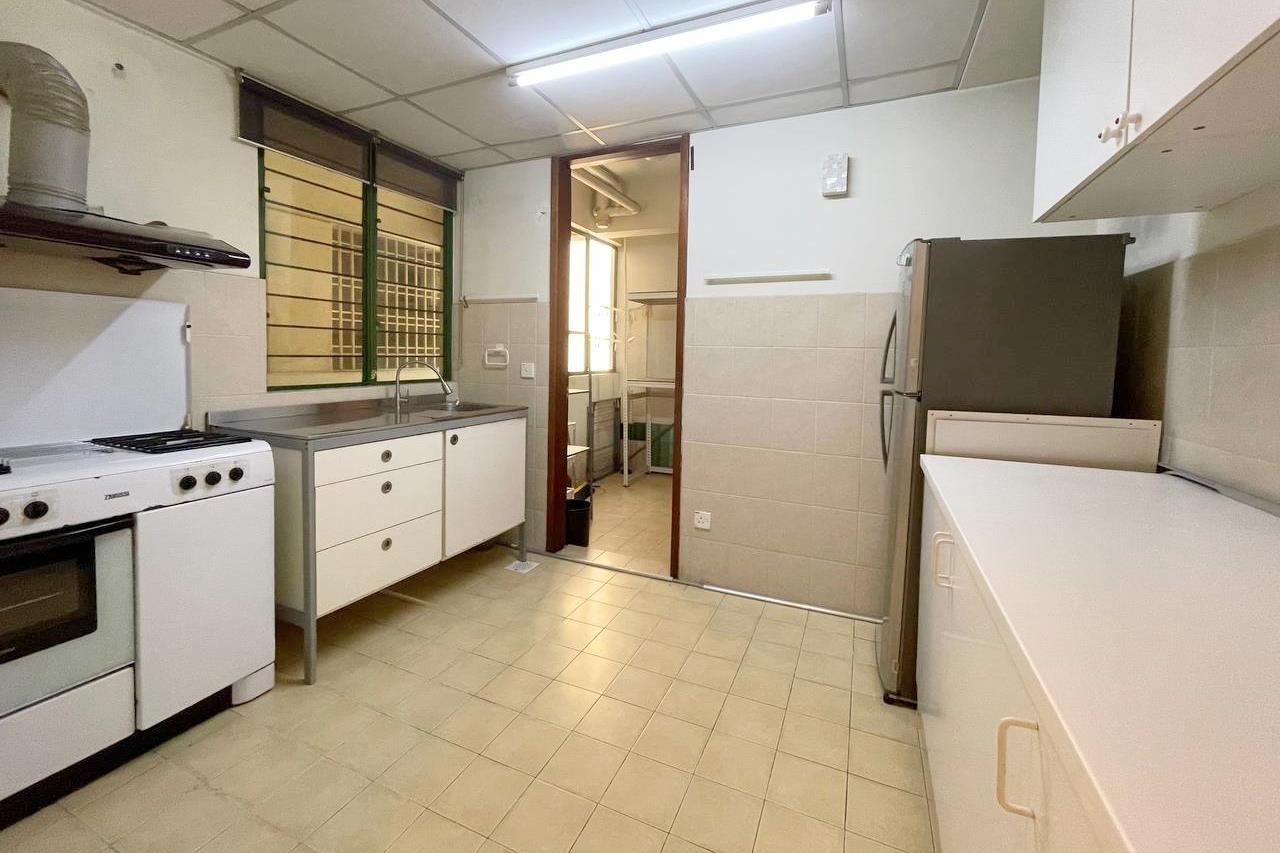CORNER Sri Acapella Service Apartment - photo 4