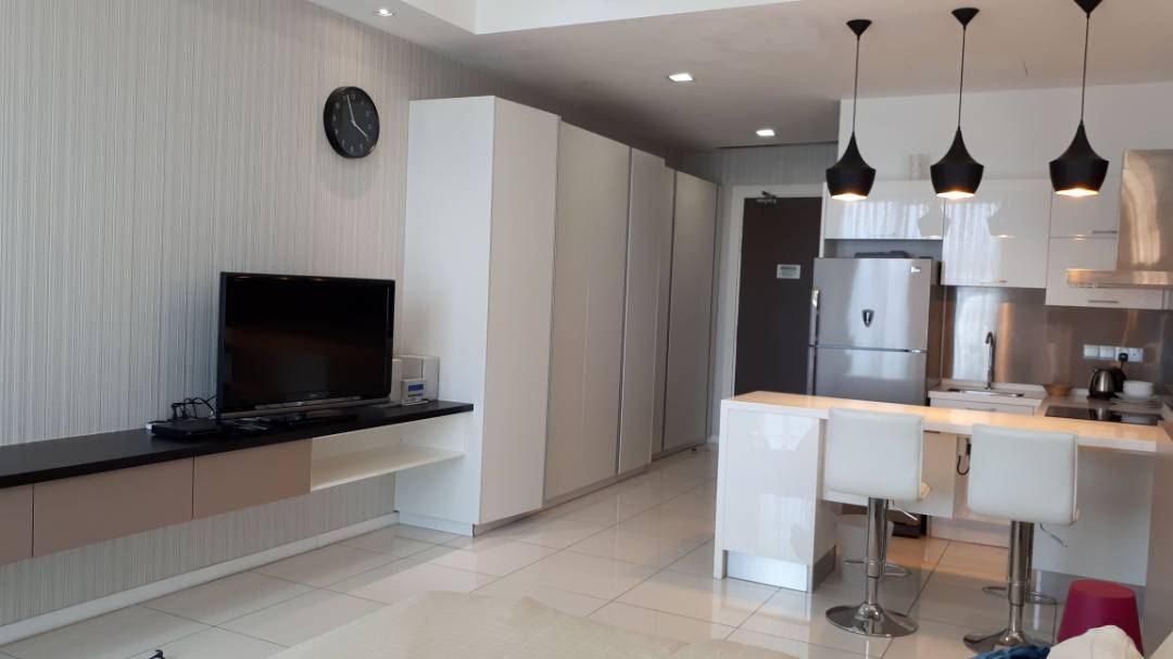 M Suites Embassy Row Jalan Ampang - photo 2