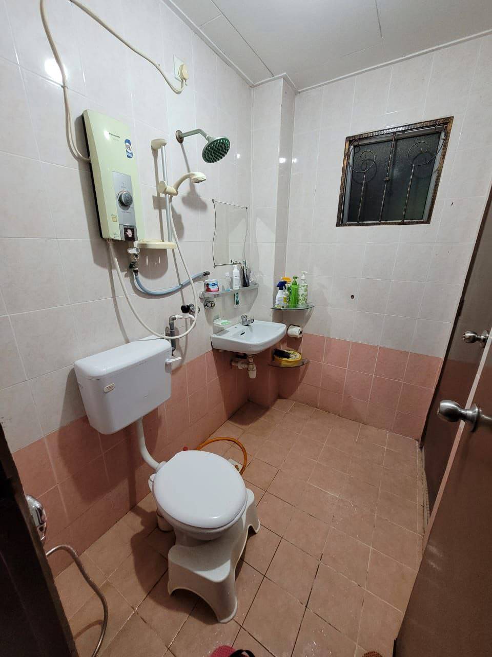 RENOVATED INTERIOR DOUBLE STOREY INTERMEDIATE SEKS - photo 6