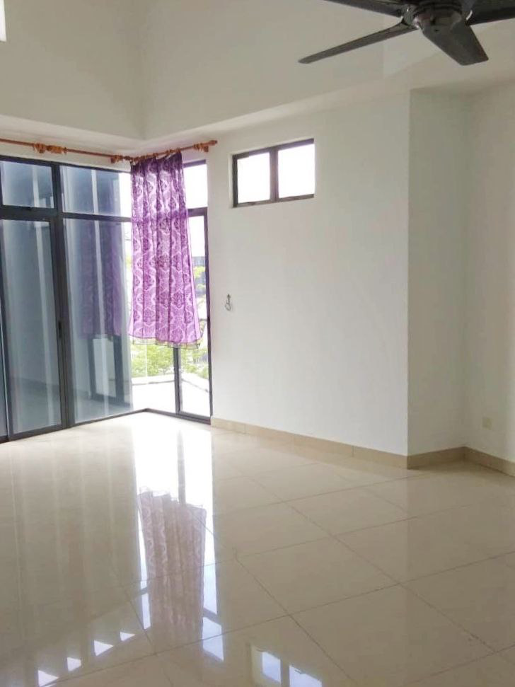 Double Storey LAMAN GLENMARIE Seksyen U1 Shah Ala - photo 4