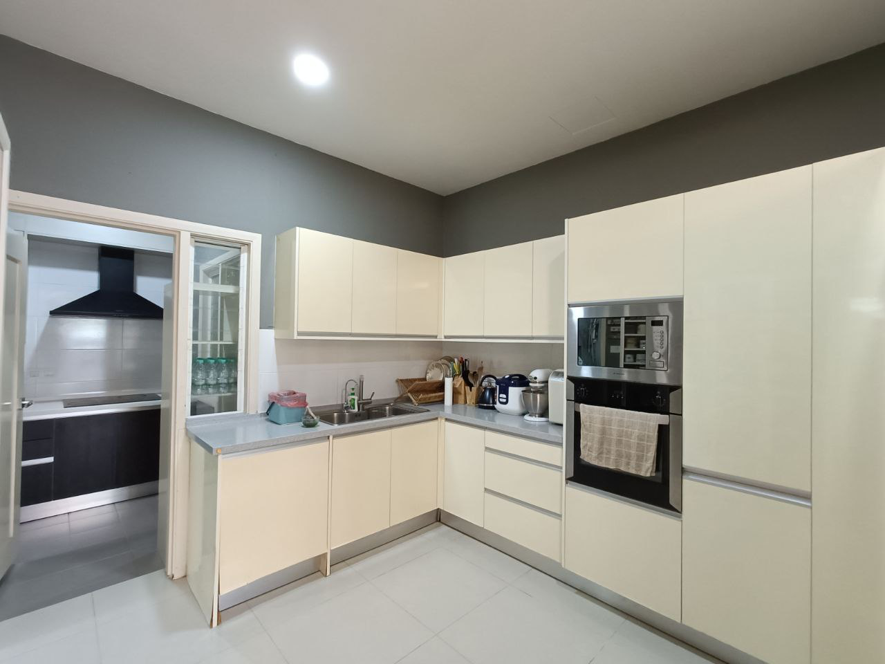Double Storey Semi D cluster Casa Suria, U10, Shah - photo 2