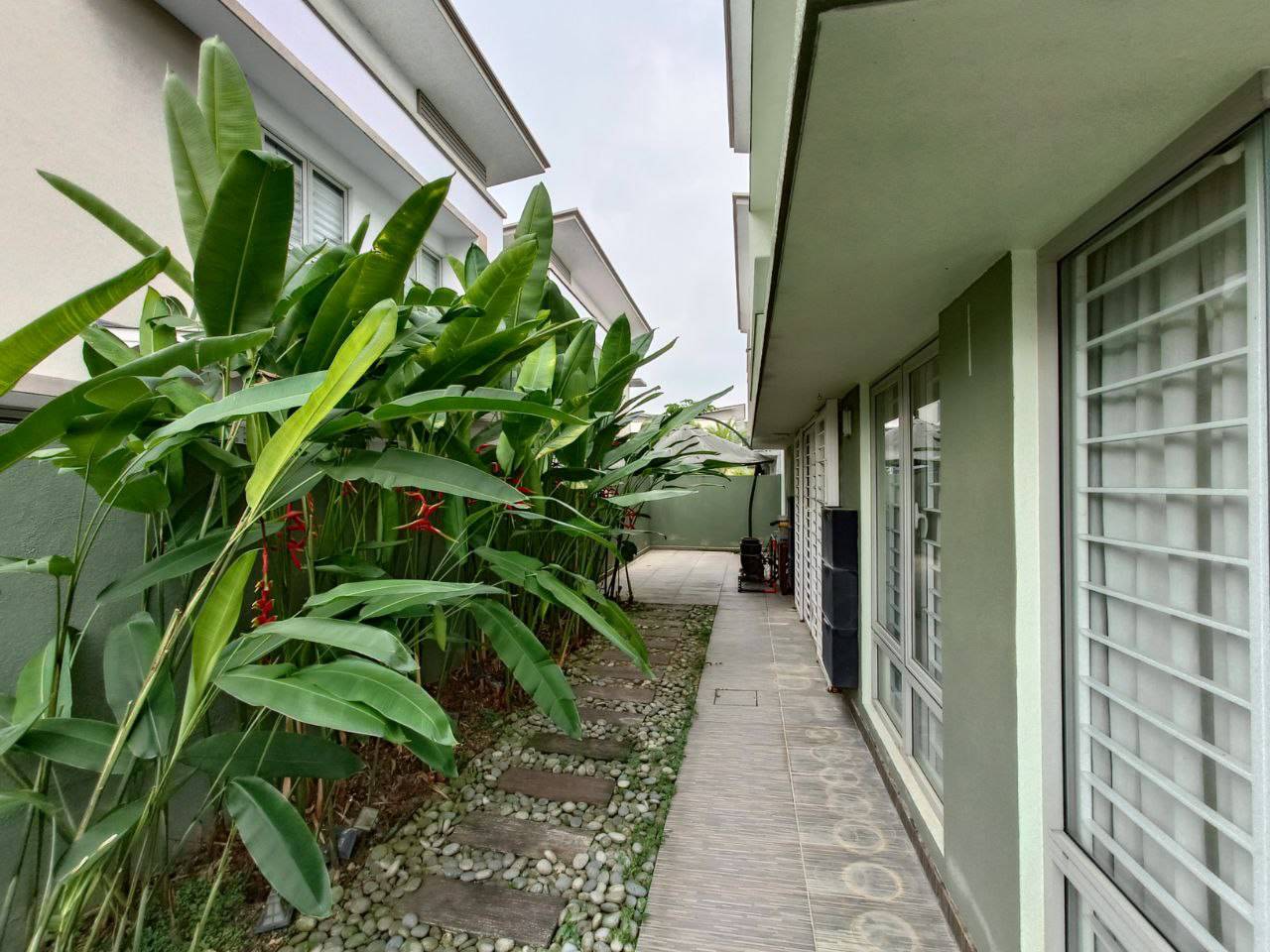 Double Storey Semi D cluster Casa Suria, U10, Shah - photo 6