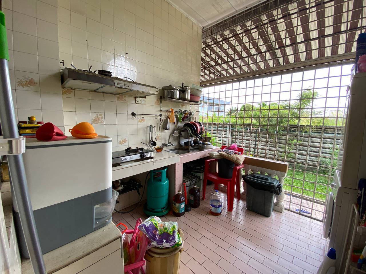 Two storey bungalow Seksyen 3, Shah Alam - photo 4