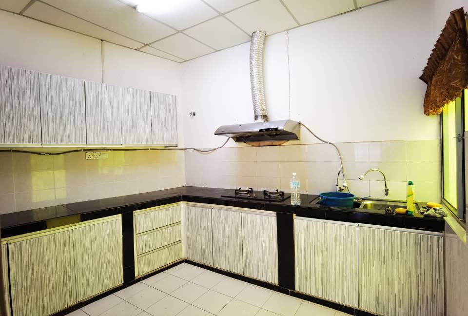 1st Floor Shop Apartmen Bandar Bukit Mahkota Bangi - photo 3
