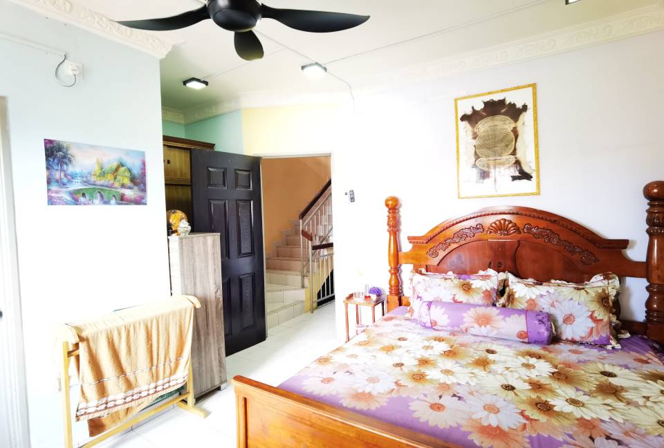 Renovated 3 Storey House Selayang Mulia BBS2 - photo 3