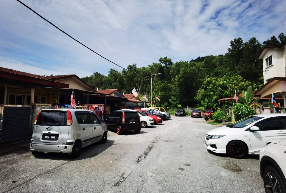 Renovated 3 Storey House Selayang Mulia BBS2 - photo 8