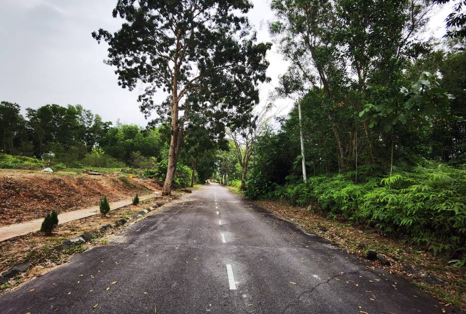 Bungalow Lot 11,883sft Bandar Bukit Mahkota BM9 - photo 2