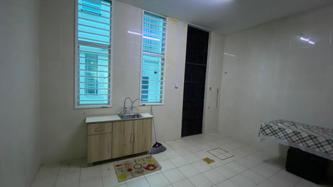 2 Storey Terrace Bangi Avenue FREEHOLD - photo 6