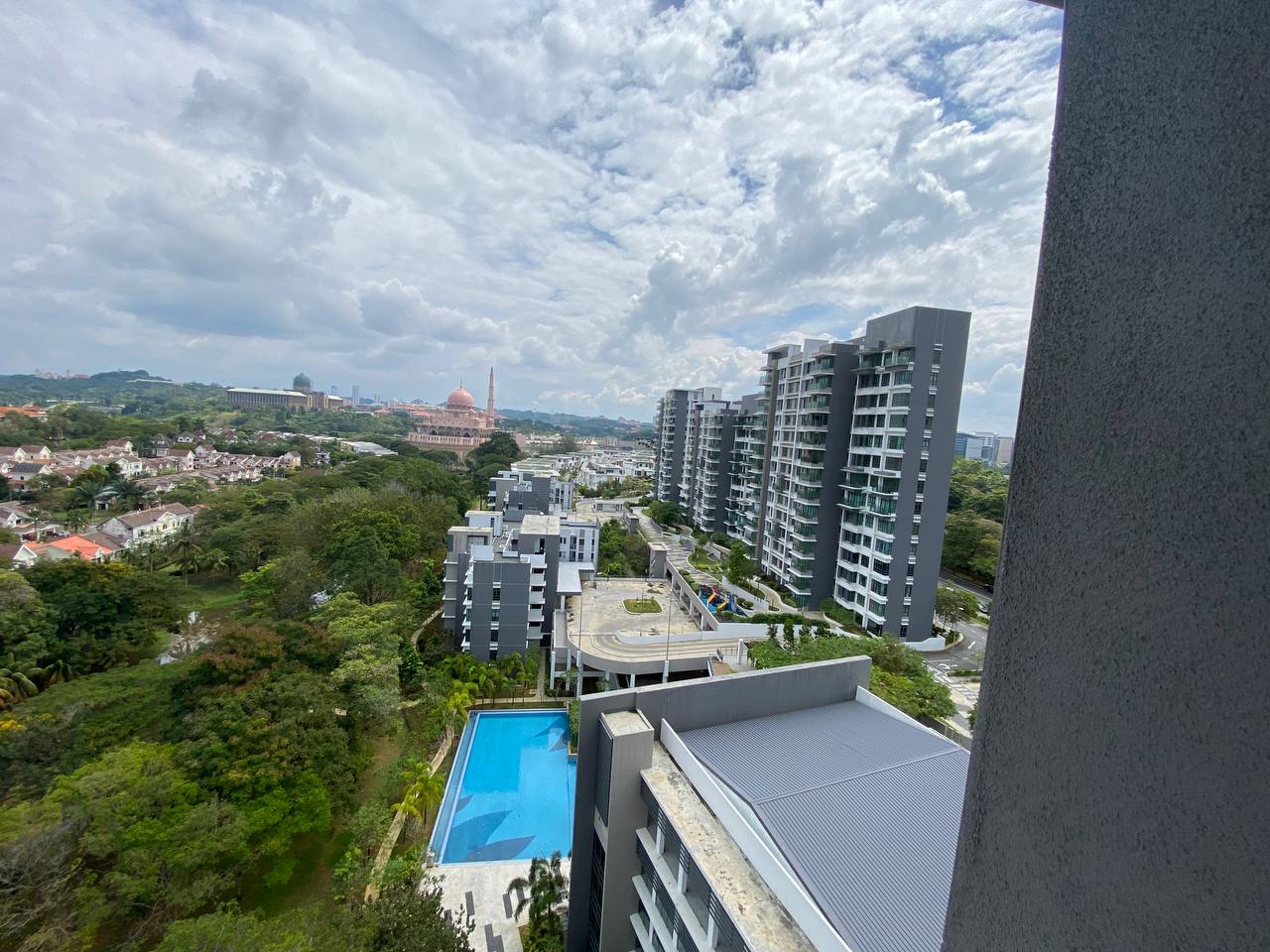 FACING PERDANA PUTRA AND MASJID PUTRA, AURA RESIDE - photo 7