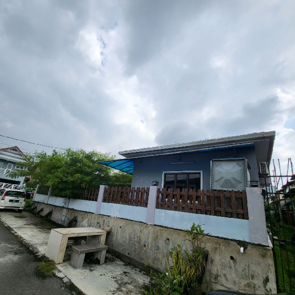 CORNER LOT Fully Renovated Double Storey Saujana Impian Kajang - photo 6