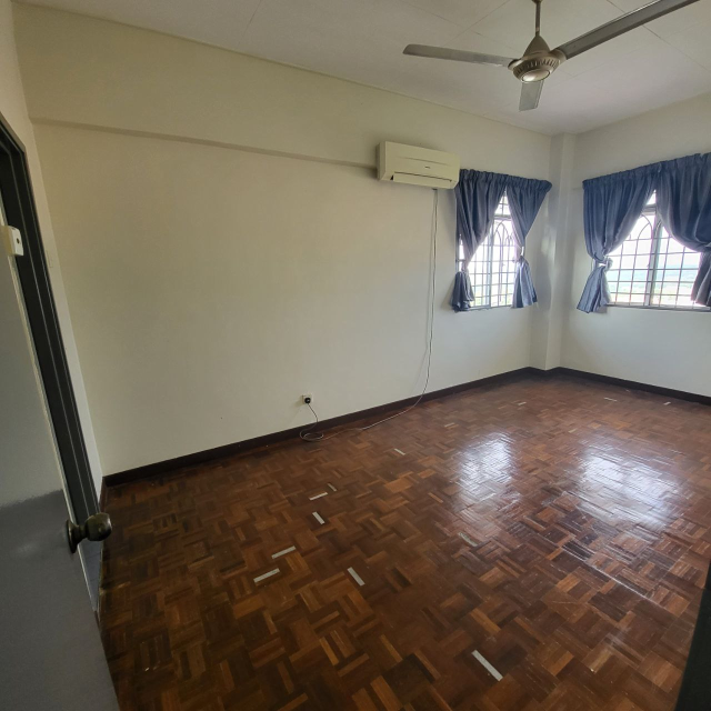 FOR SALE Apartment Vista Seri Putra, Bangi - photo 6