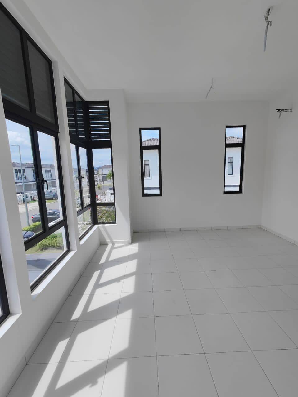 Double Storey Endlot Terrace Eco Grandeur, Graham - photo 5