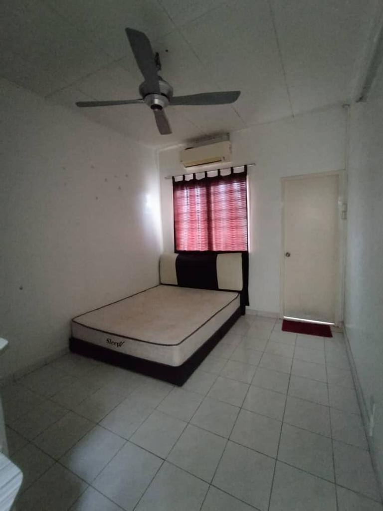 DOUBLE STOREY TERRACE TAMAN SUTERA KAJANG - photo 6