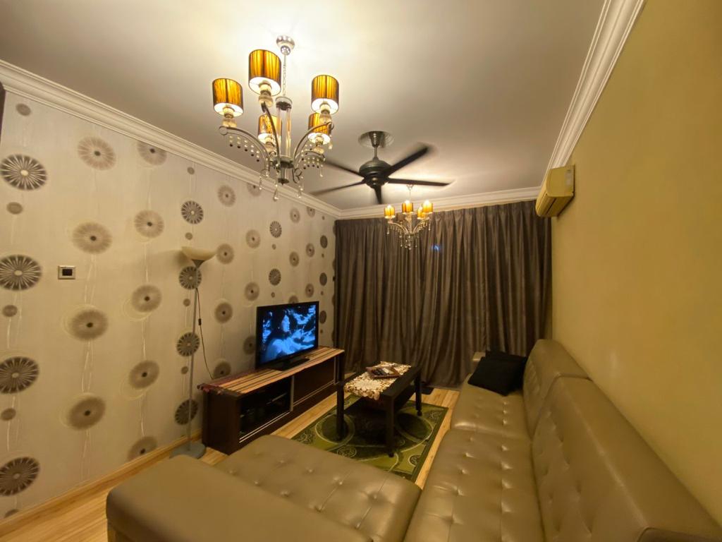 Fully Furnished Serdang Villa Apartment - photo 2