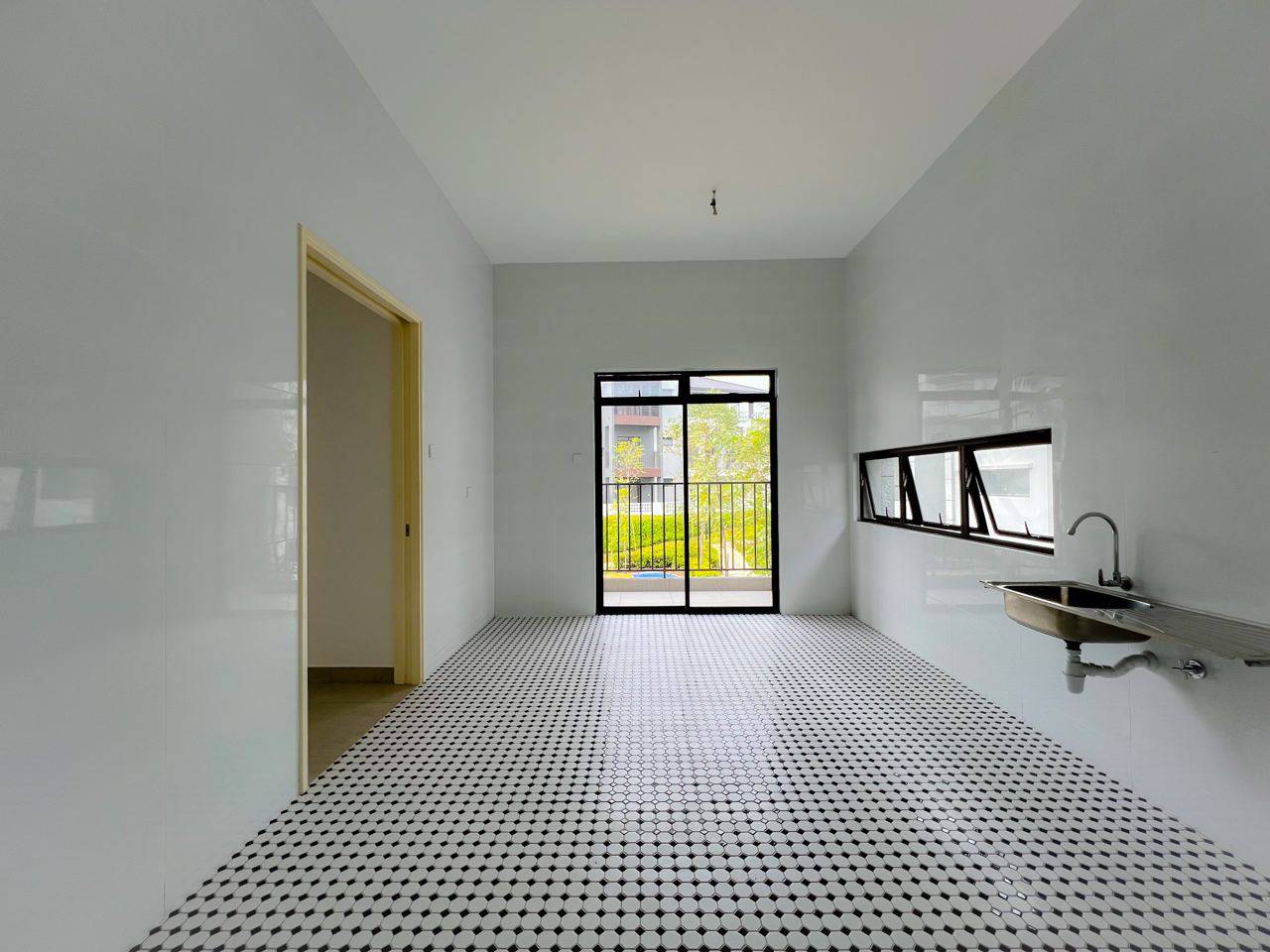 End lot unit The Mulia Residence , Cyberjaya - photo 2