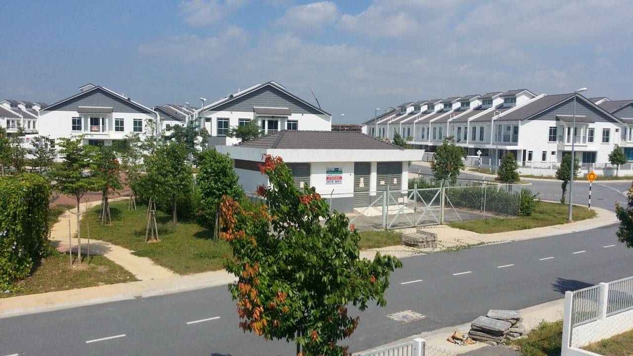 Corner unit 2 storey terrace bandar Rimbayu, Sha - photo 5