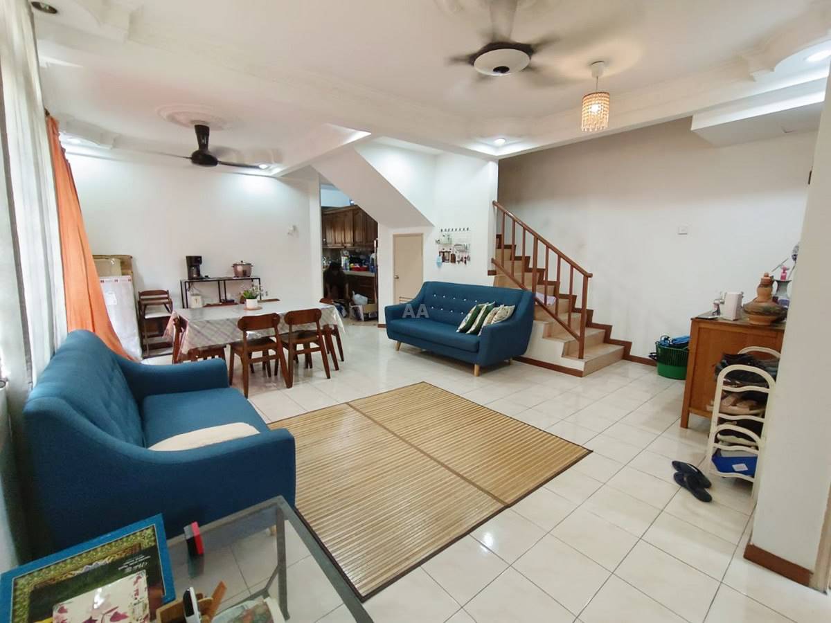 3 Storey Terrace House, Seksyen U5, Subang Bestari - photo 3