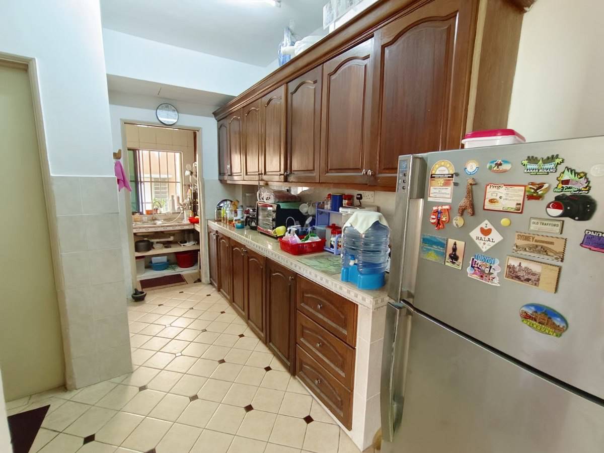 3 Storey Terrace House, Seksyen U5, Subang Bestari - photo 9