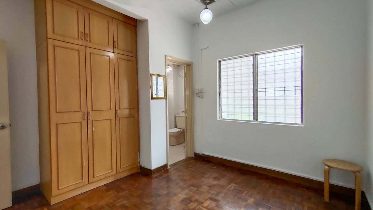 2 storey terrace gated and guarded freehold unit - photo 5