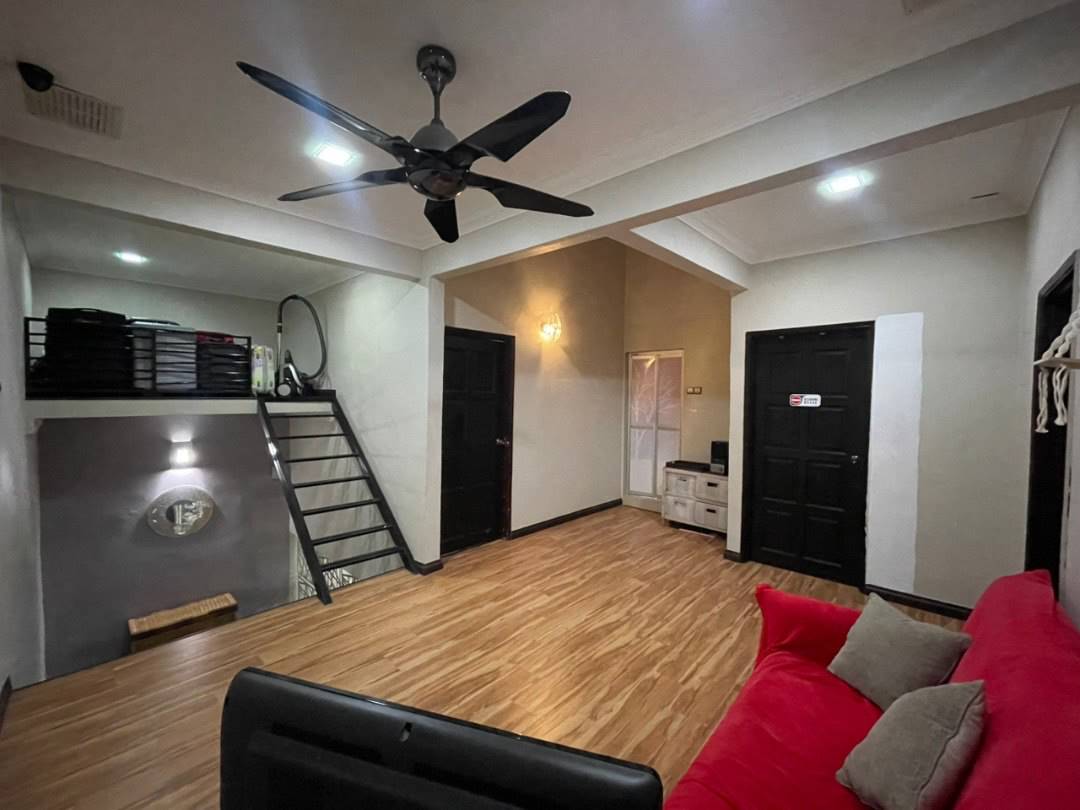 Facing Open Fully Furnished  Fully Renovated with - photo 8