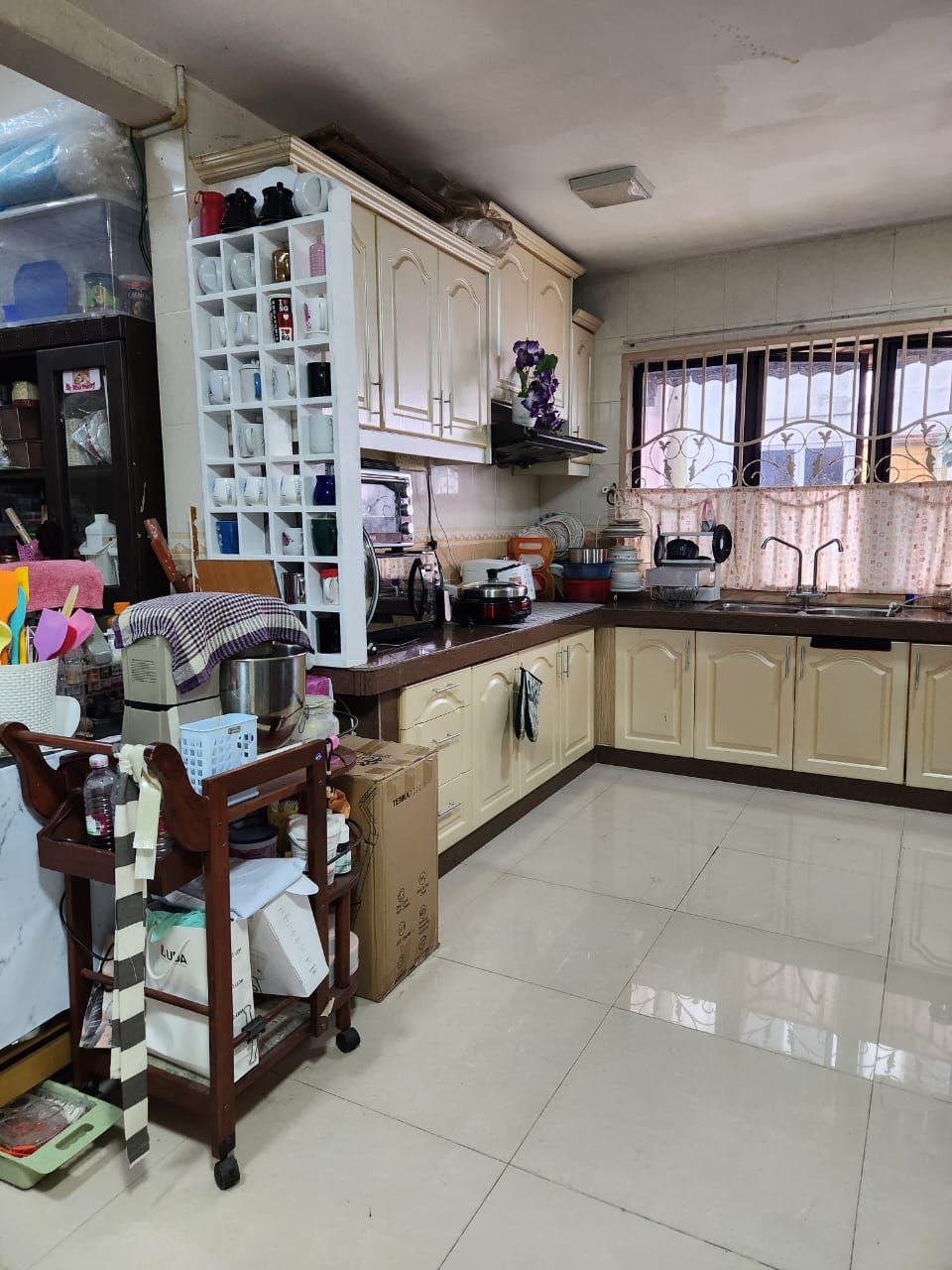 CORNER LOT Double Storey House Taman Puchong Utama - photo 8