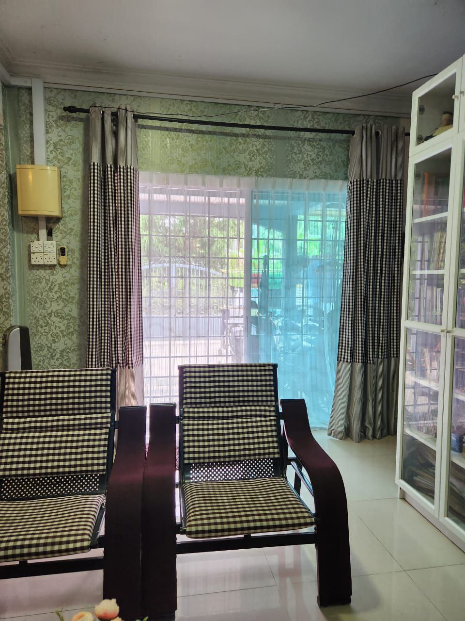 CORNER LOT Double Storey House Taman Puchong Utama - photo 10