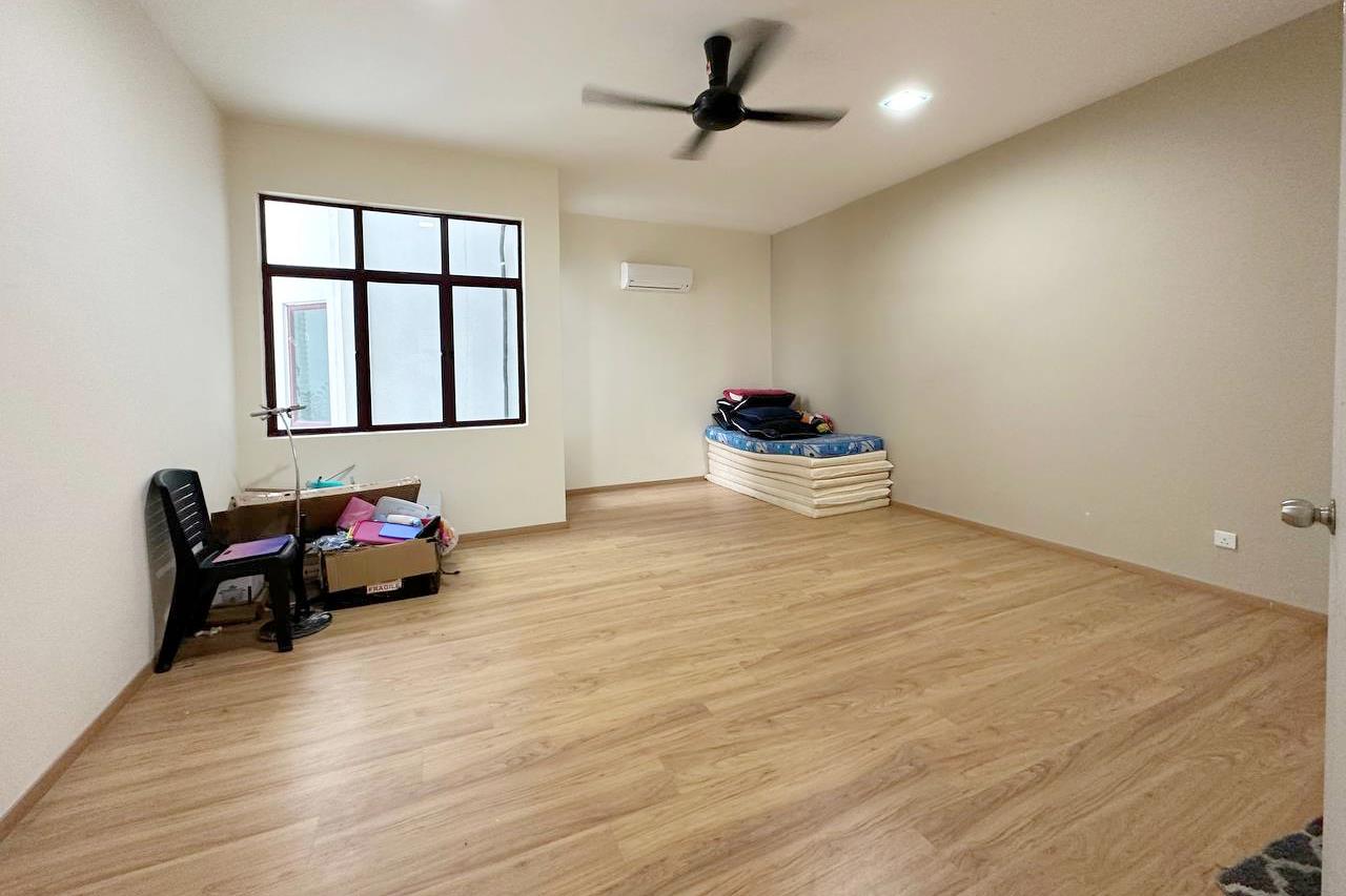 PENTHOUSE Duplex Mutiara Merdeka Condo with Privat - photo 4