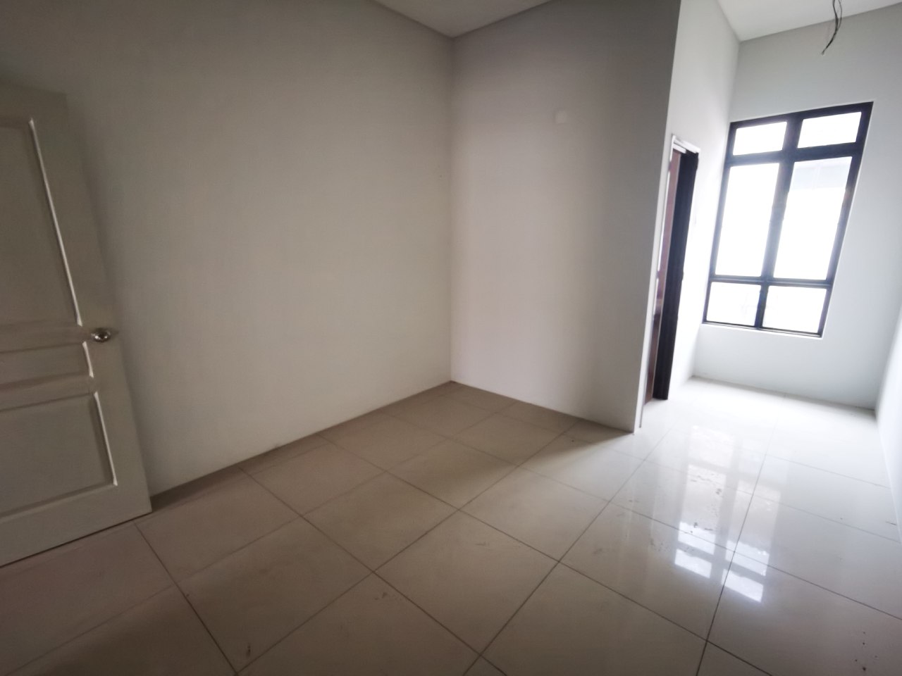 2 Storey Terrace, Nada Alam 1, Seri Pajam - Nilai - photo 3