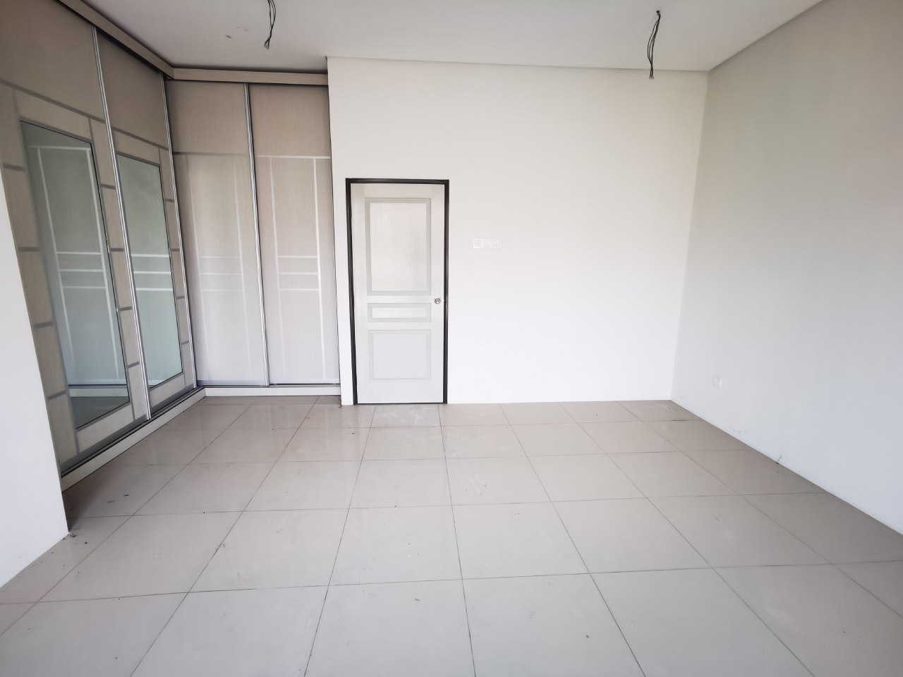 2 Storey Terrace, Nada Alam 1, Seri Pajam - Nilai - photo 5