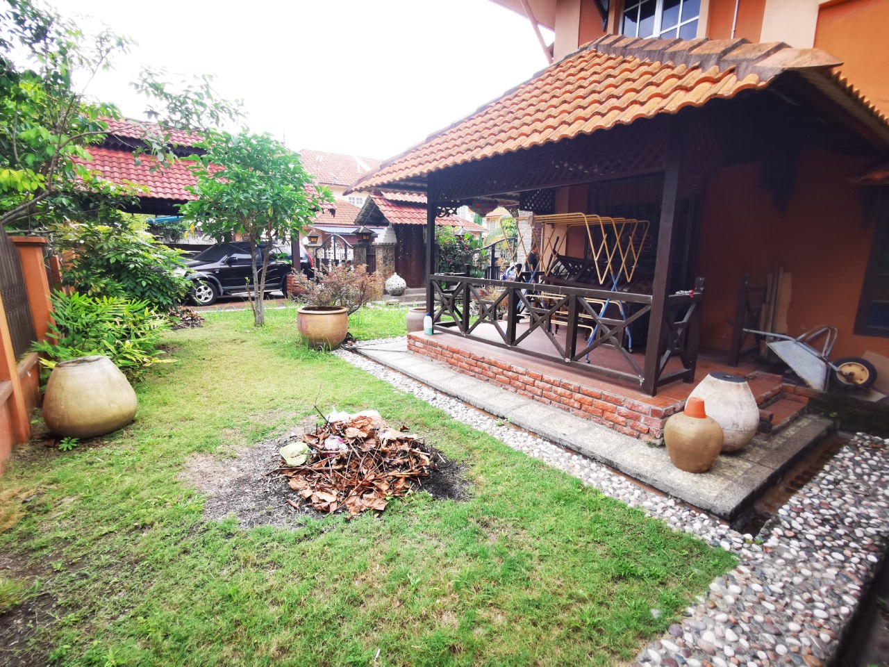 Reno Corner Lot 2 Storey Semi D Bukit Mahkota - photo 3