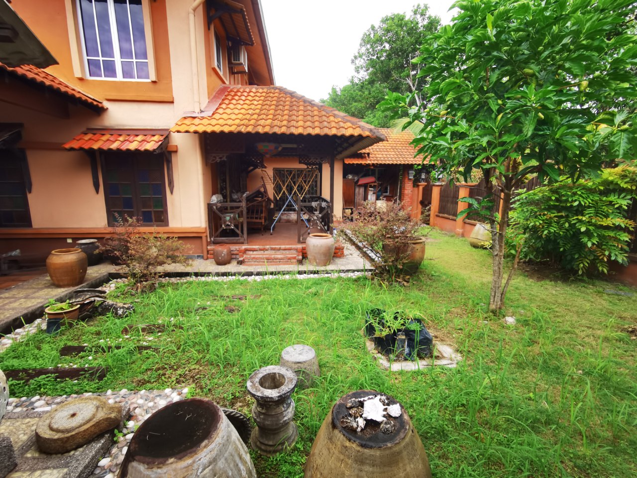 Reno Corner Lot 2 Storey Semi D Bukit Mahkota - photo 4