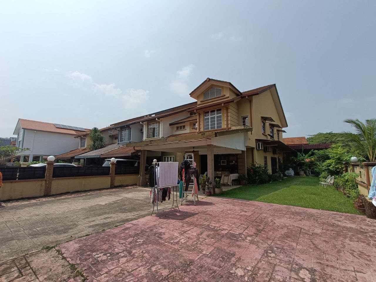 End Lot 2 Storey Terrace House, Denai Alam - photo 2