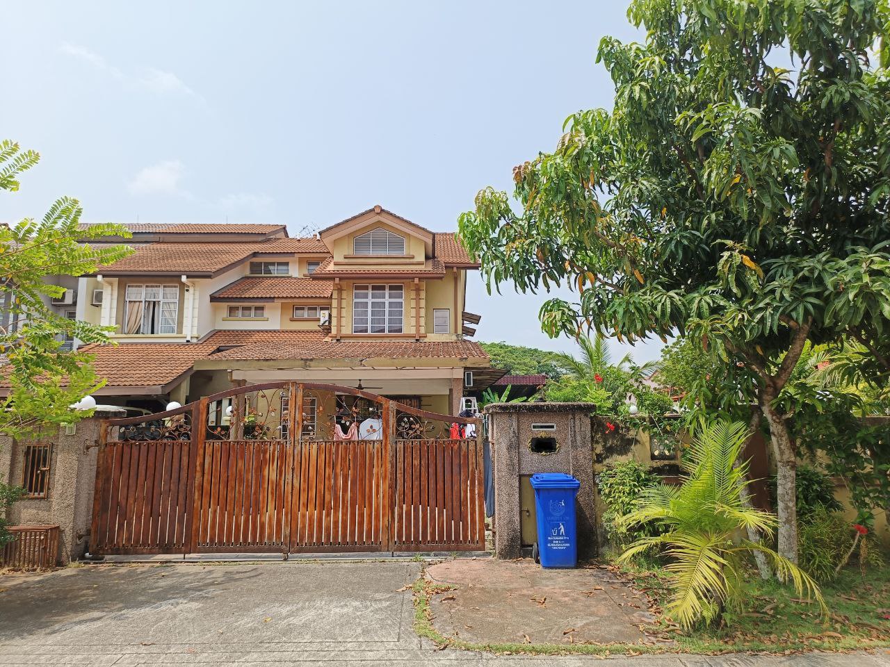 End Lot 2 Storey Terrace House, Denai Alam - photo 4
