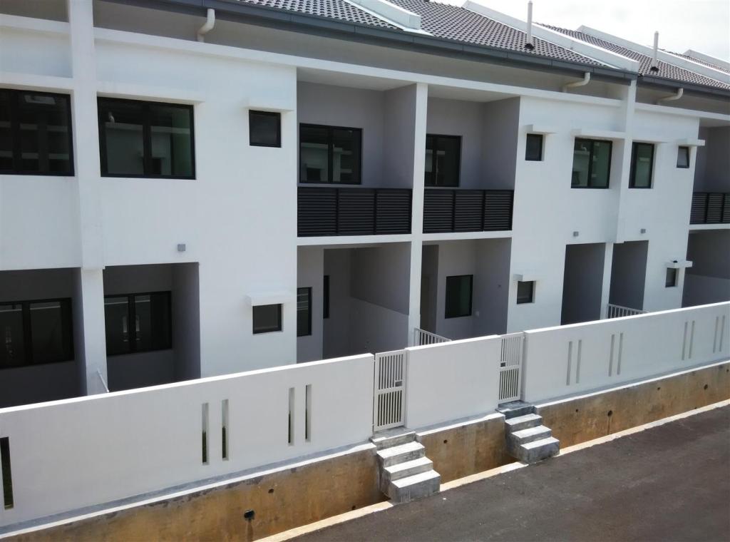 Rumah Teres 2 Tingkat Laman Delfina, Nilai Impian - photo 3