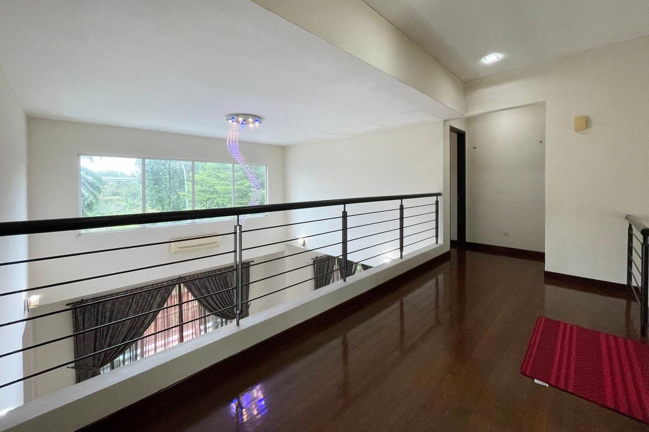 Bungalow 3 Storey House U9 Kayangan Heights - photo 4