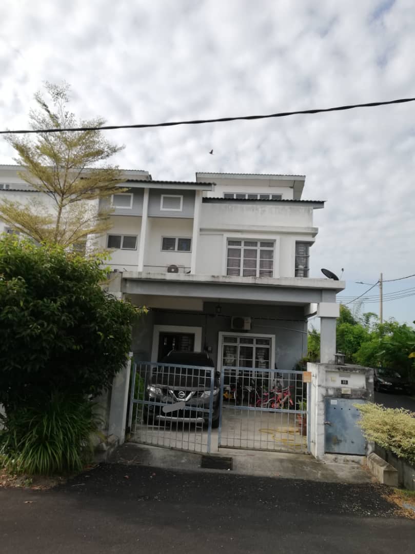 ENDLOT DOUBLE STOREY BANDAR SAUJANA PUTRA