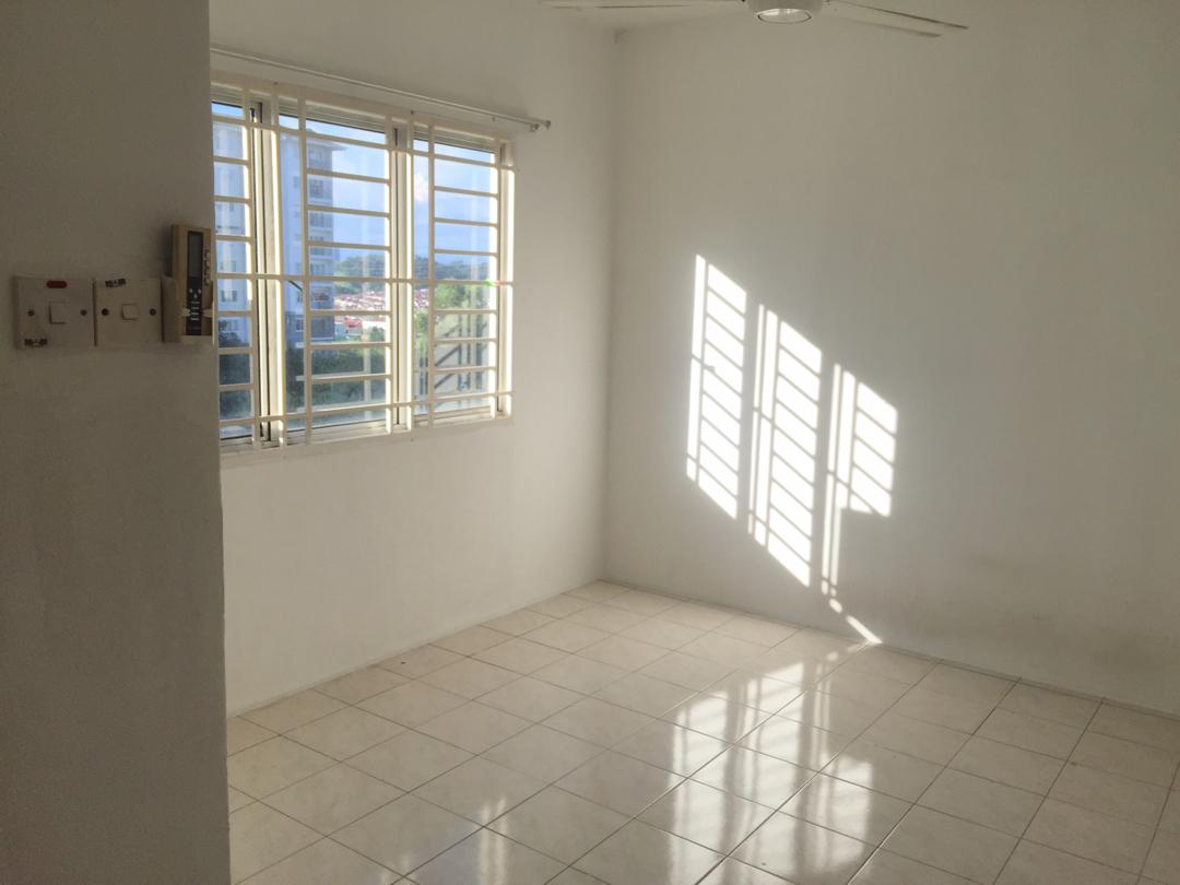 Pangsapuri Casa Riana Taman Puncak Jalil Bdr Putra - photo 3