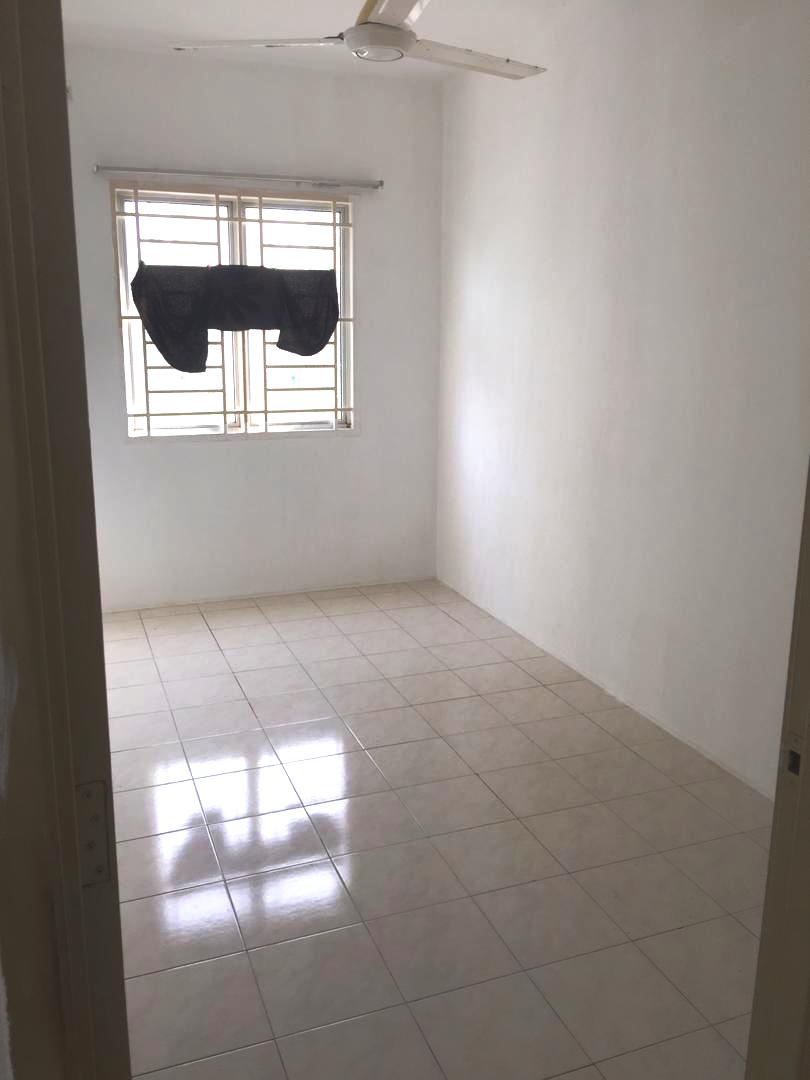 Pangsapuri Casa Riana Taman Puncak Jalil Bdr Putra - photo 4