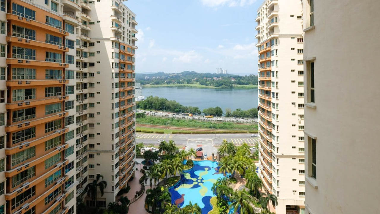 East Lake Residence, Taman Serdang Perdana, Seri K - photo 8