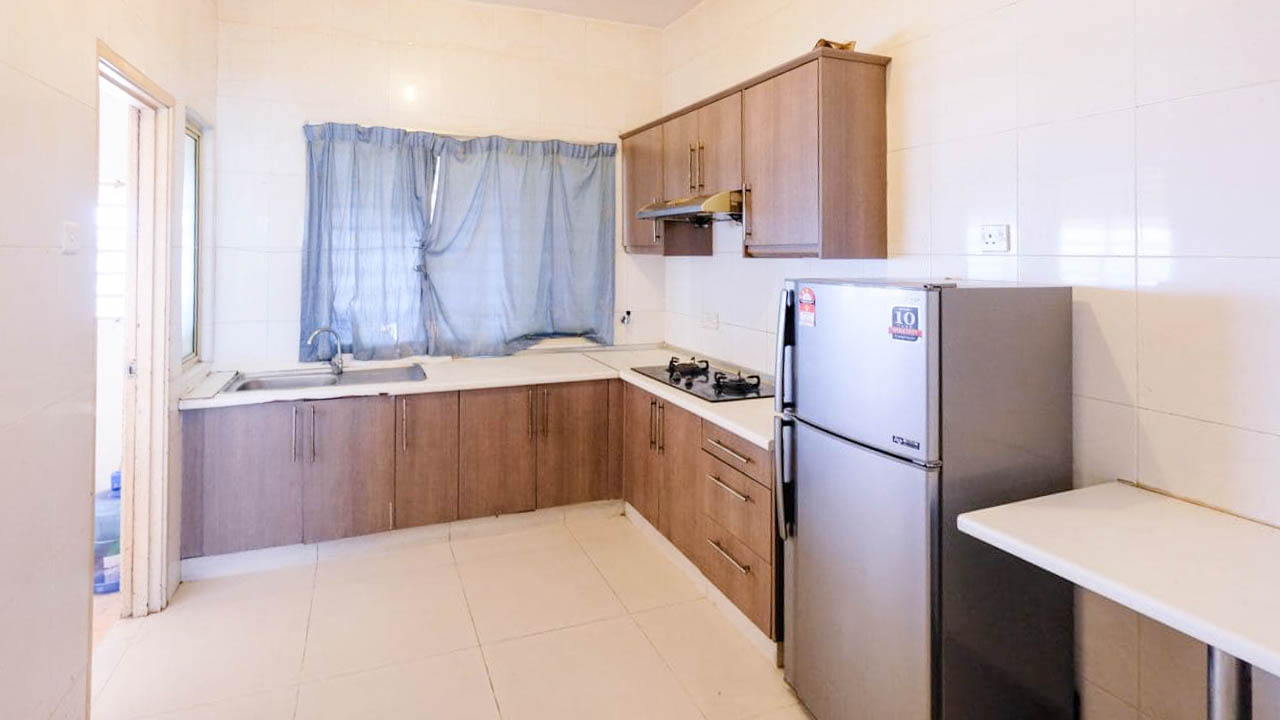 East Lake Residence, Taman Serdang Perdana, Seri K - photo 10