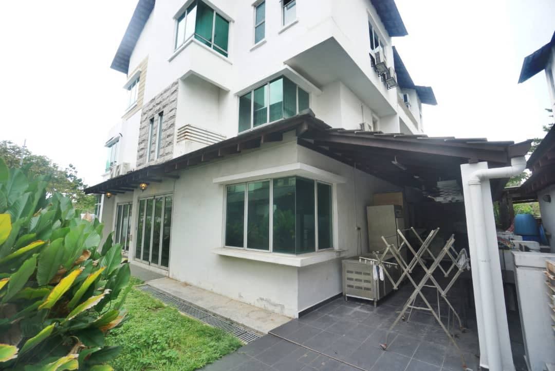 3 Storey Semi D Laman Seri Near Aeon Shah Alam - photo 3