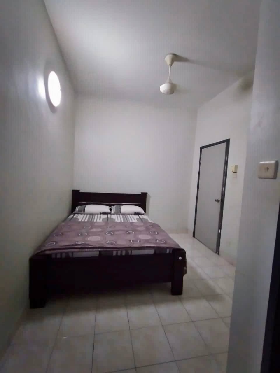 Double Storey Seksyen 7 Jalan Kristal Shah Alam - photo 8