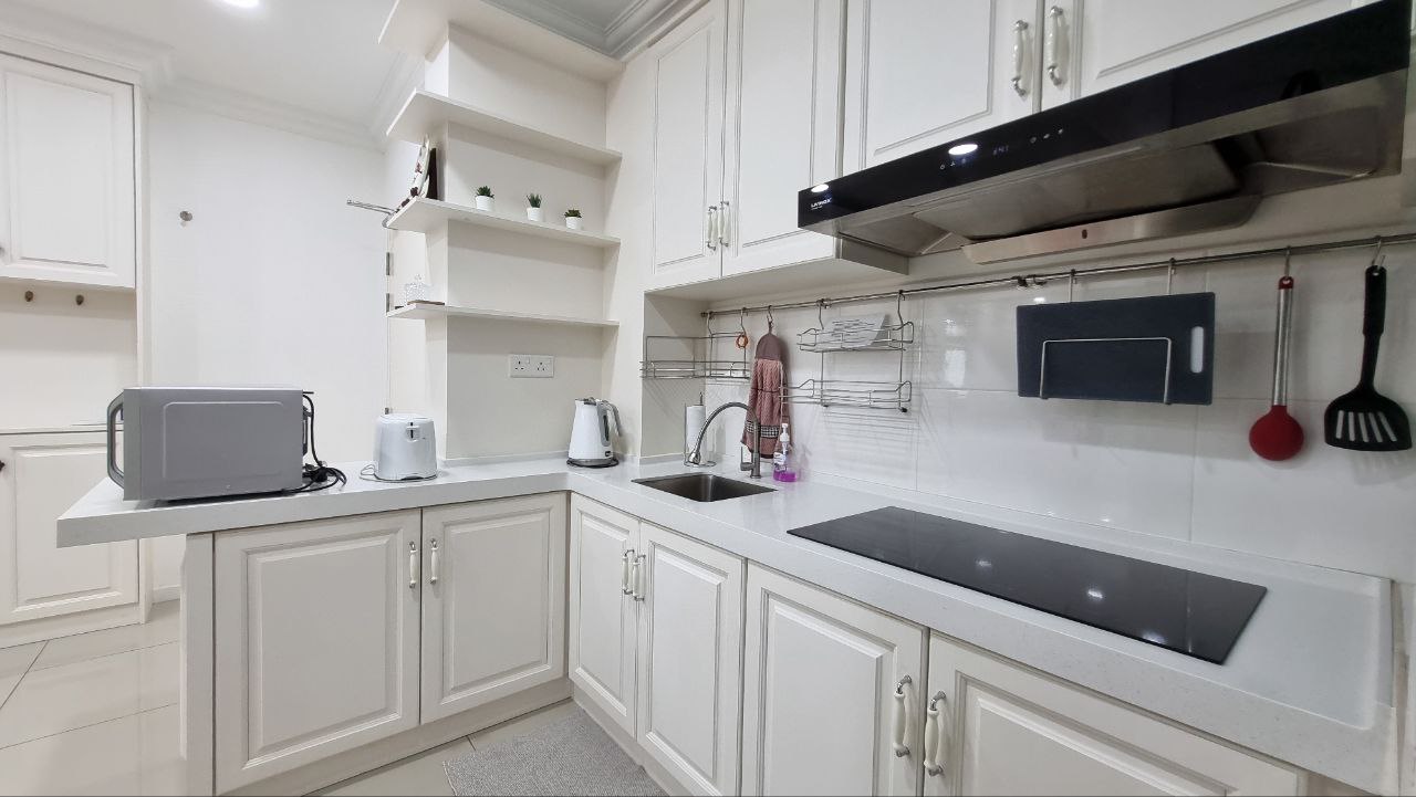 CORNER UNIT SURIA RESIDENCE, BUKIT JELUTONG, - photo 4