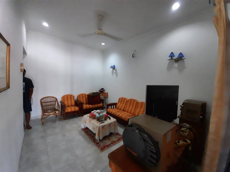 End Lot Single Storey Renovated SS3 Kelana Jaya - photo 2