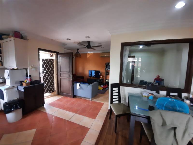 End Lot Single Storey SS5 Kelana Jaya - photo 2